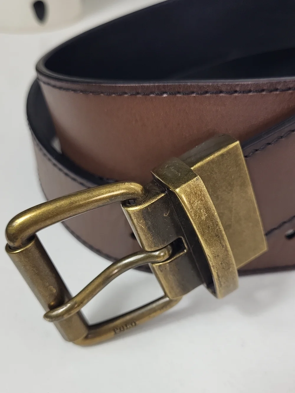 Polo by Ralph Lauren Reversible Black/Brown Leather Belt with Brass Buckle.